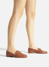 MOCASSIM MARROM COURO BRIDÃO METÁLICO BÁSICO A 12030 0001 0115 AREZZO